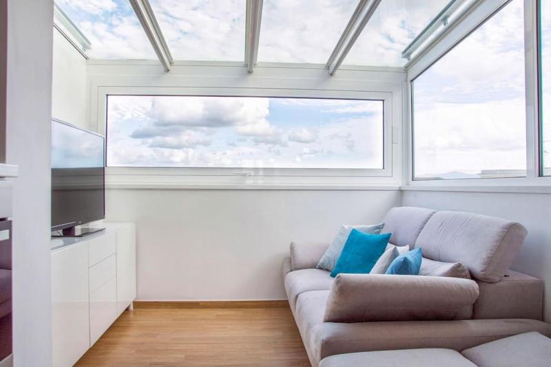 Elegante Attico con Vista Panoramica e Terrazze — отель в Риме, Италия