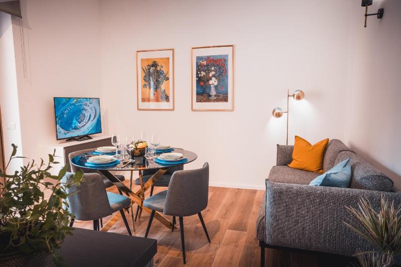 Цены на MT apartment в Риме