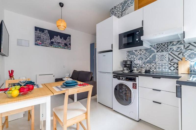 Цены на Estudio acogedor en zona norte в Мадриде