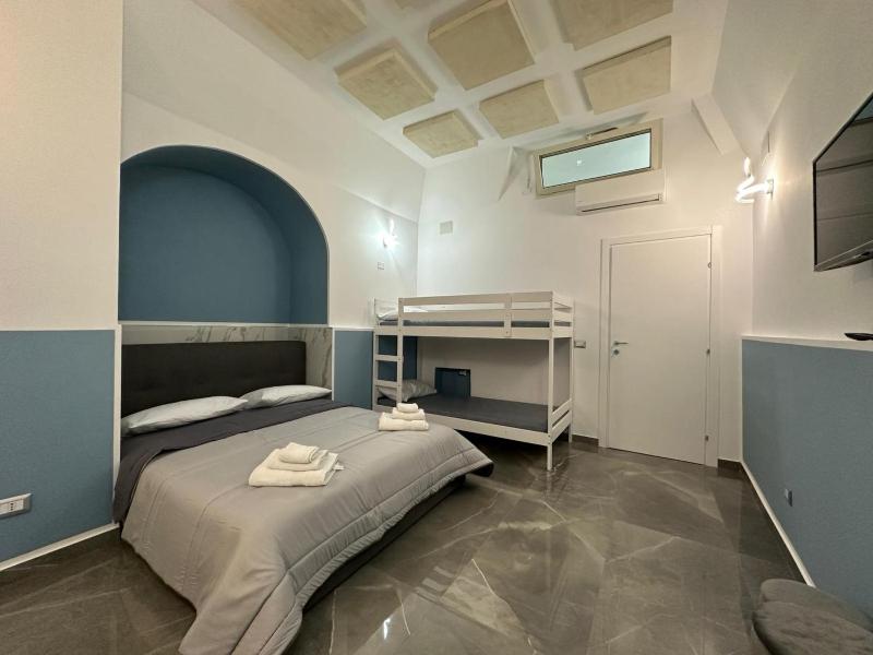 Foria Home — отель в Неаполе, Италия