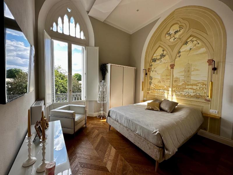 Elegance in the center of Florence: Palazzo Villa — отзывы гостей и цены