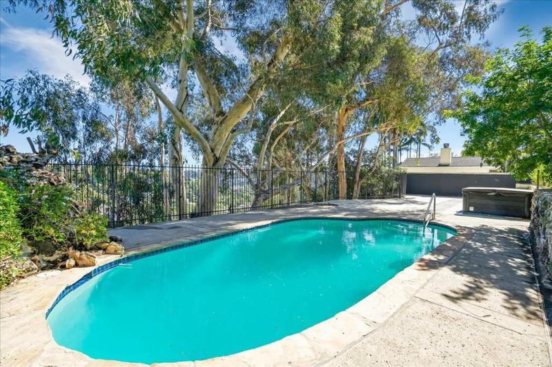 Pacific Palisades Celeb Hub — отель с удобствами в Лос-Анджелесе