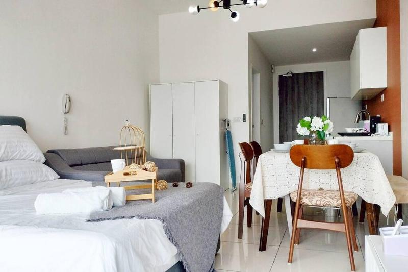 Central KL Retreat MyTown Ikea KLCC TRX Mall MRT — отель с удобствами в Куала-Лумпуре