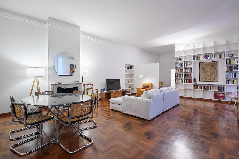 Hale Apartments - Crocetta — отель с удобным расположением в Милане