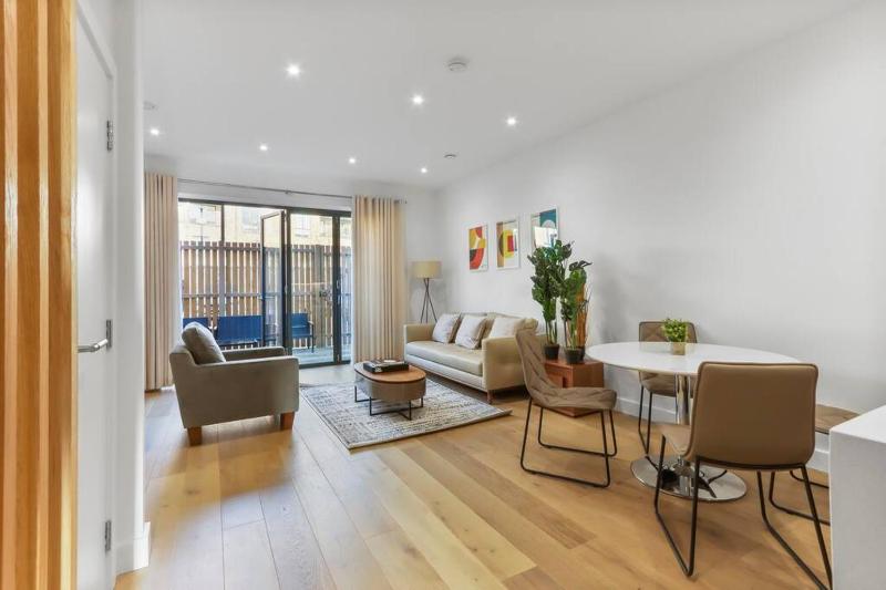 Maida Vale Townhouse inc Parking — отель в Лондоне, Соединенное Королевство