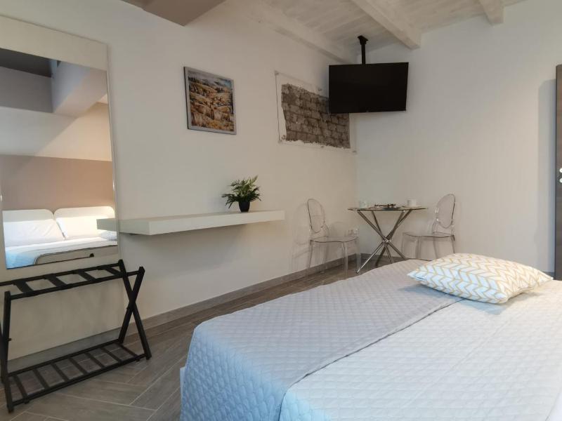 Green Guest House a Oristano - Lussuoso Alloggio Centrale