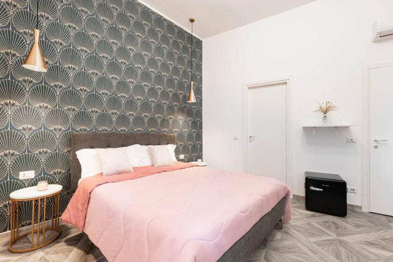 Charming Apartment in the centre of Rome — отзывы гостей и цены