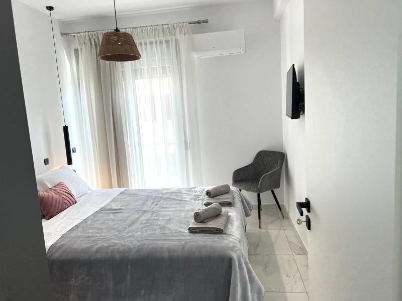 Athens white apartments — отель с удобным расположением в Афины