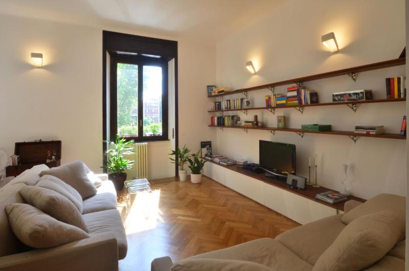 Grandi Apartment — отель с удобствами в Милане