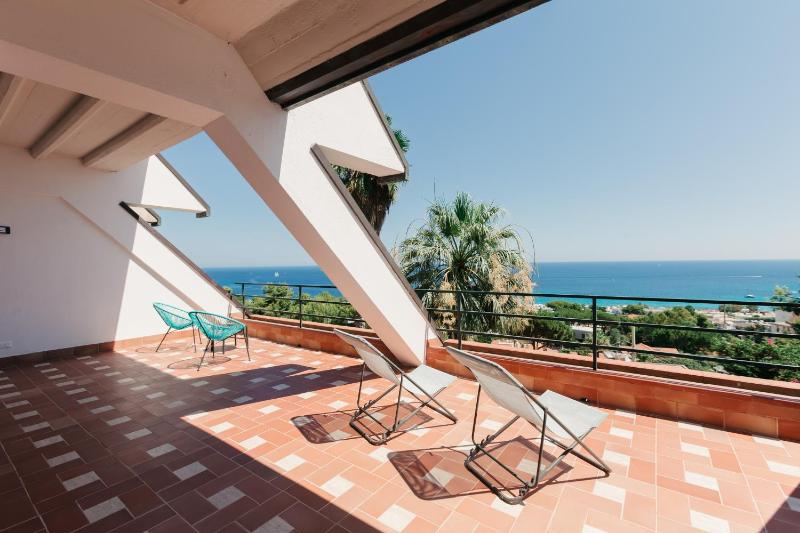 Daustria Suites — отель в Палермо, Италия