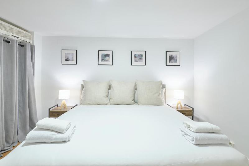 Lovely Apartments - Alojate en el corazon de Madrid — комфортный отель в Мадриде