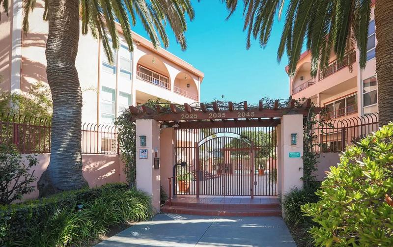 The Best Santa Monica Beach Area, Any days,Newly Remodeled — отель с удобствами в Лос-Анджелесе