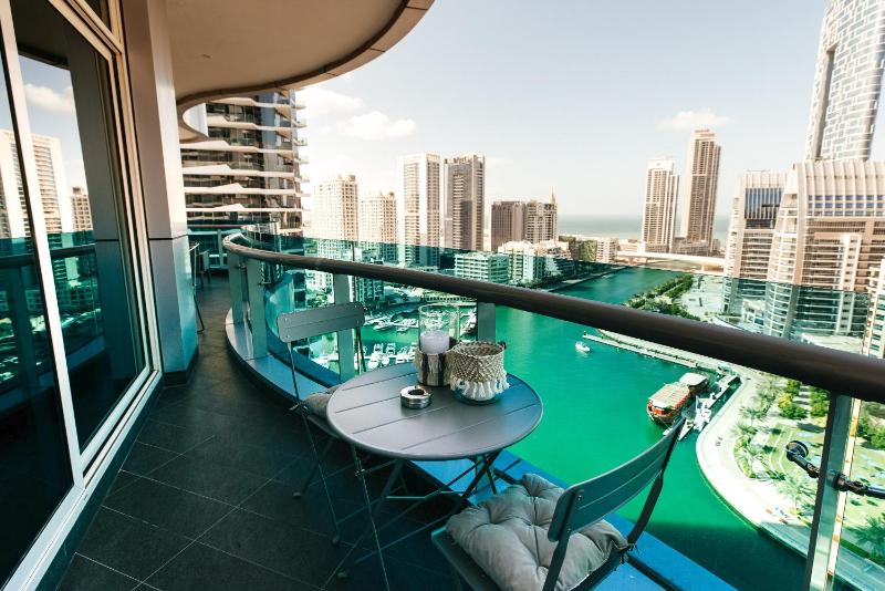 NETIZEN HOMES Spacious 2 bedroom apartment with Marina view — отзывы гостей и цены