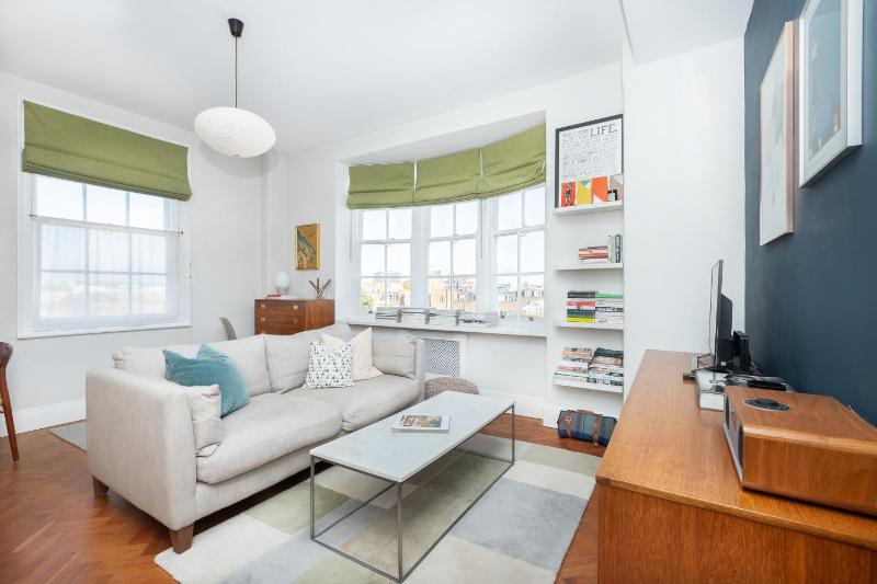 Bright 1BR Apt, 1min to Tube & Kensington Gardens — отель в Лондоне, Соединенное Королевство