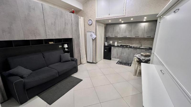 Цены на Caratteristico loft napoletano, 'A casa 'e Peppino в Неаполе