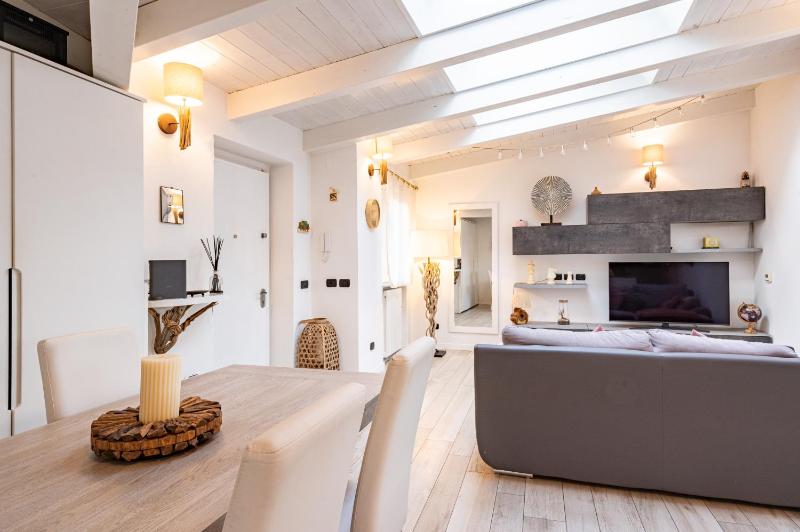 [Arco Livings] Dream nest in the heart of Milan — забронировать отель в Милане