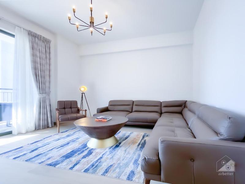 Stunning Beach View Apt with Balcony Jumeirah La Mer — комфортный отель в Дубае