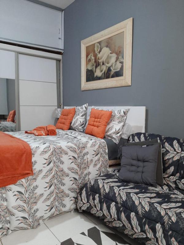 Real Apartments 082- Copacabana Posto 4 studio Rua Santa Clara — отель с удобным расположением в Рио