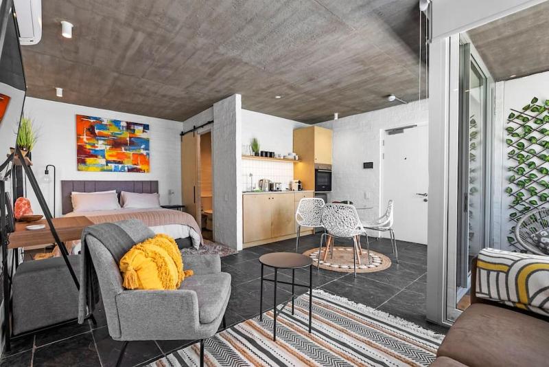 Seaside Studio Perfect Location — забронировать отель в Кейптауне