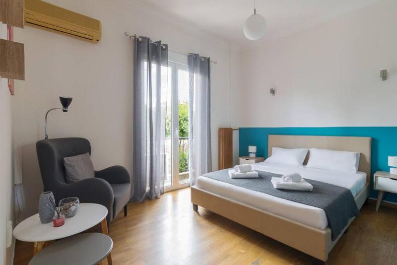 Цены на Cozy Hilton Hideaway: Central & Modern в Афины