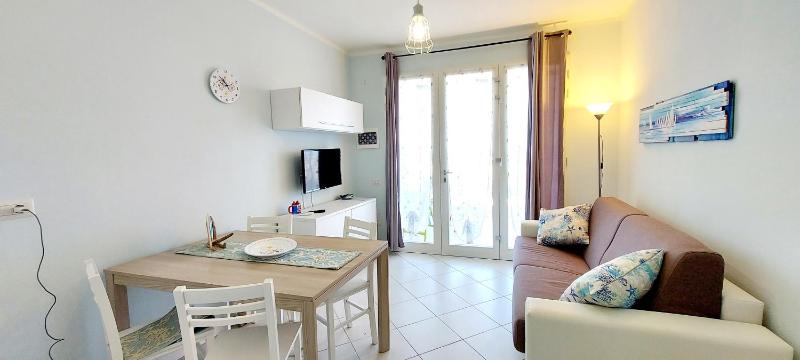 Case Aurora a Castelsardo - Apt con piscina e vista