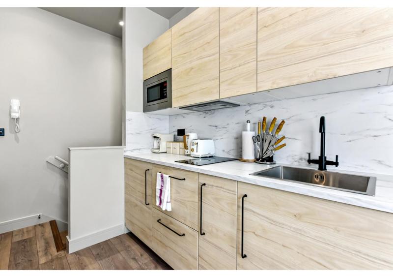 Cozy Studio Retreat in Trendy Clapton Common — отель в Лондоне, Соединенное Королевство