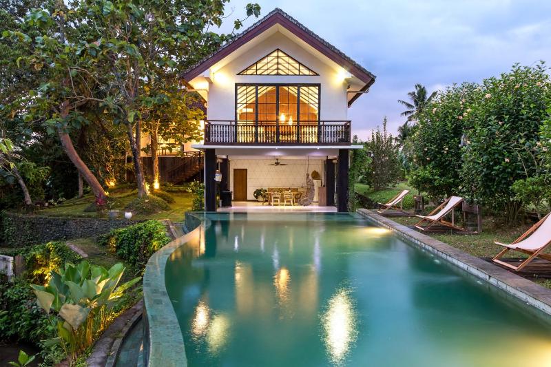 Villa Ananta Ubud — отель с удобным расположением в Убуде