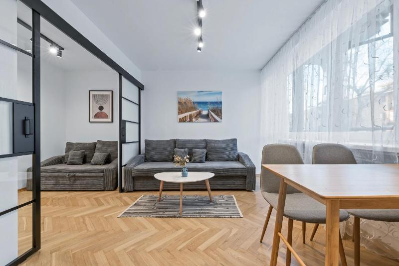 RentPlanet - Apartament Syreny — отель с удобным расположением в Варшаве