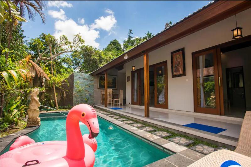 New villa I LOVE YOU-II: inhale Bali vibe! — отель с удобствами в Убуде