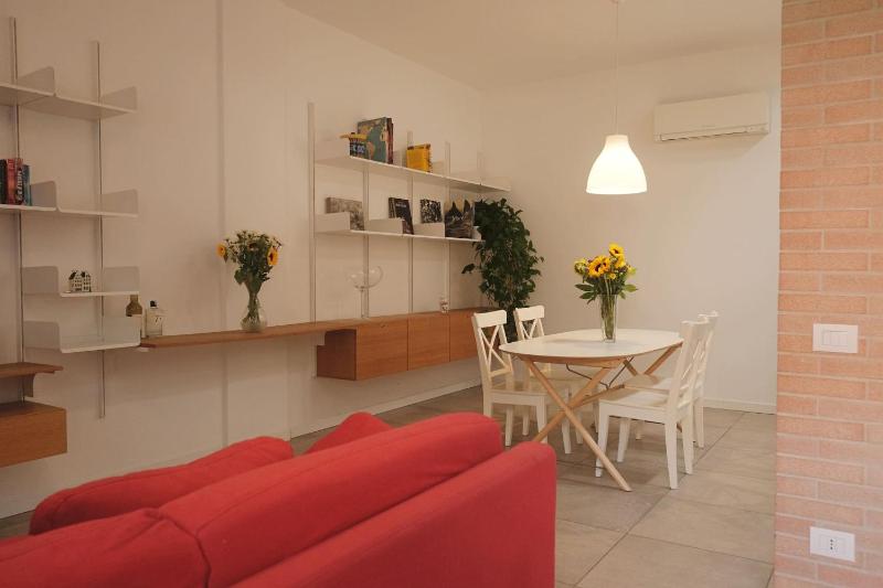 Modern Split-level loft with garden near Fondazione Prada — отзывы гостей и цены