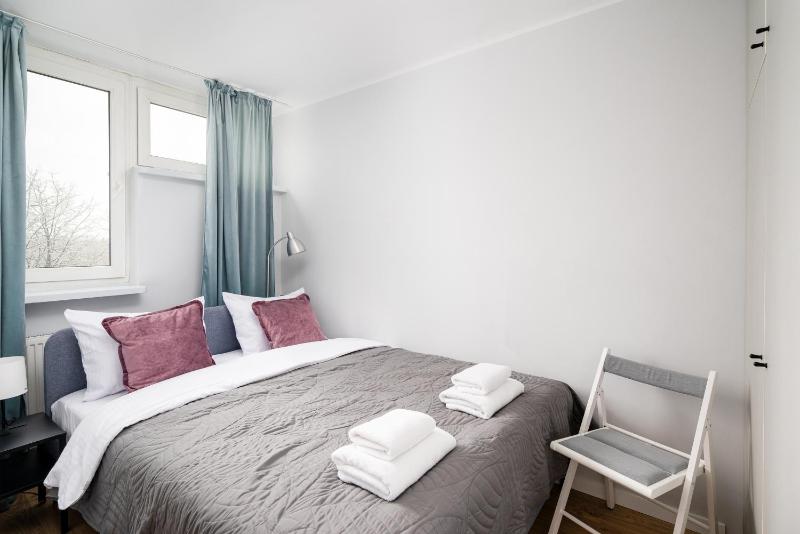 Metro Swietokrzyska Comfort Apartment — комфортный отель в Варшаве