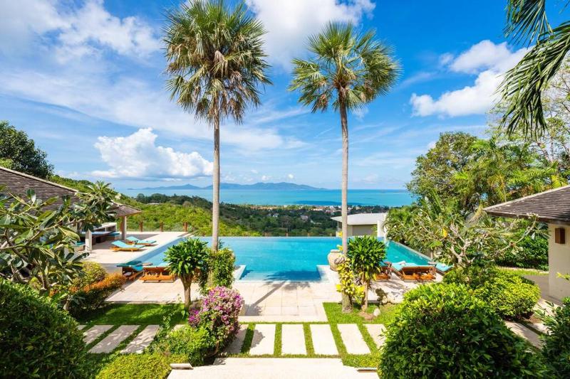 VILLA REMO 4b HUGE SEA VIEW POOL IN BOPUT — отель с удобствами в Кохе