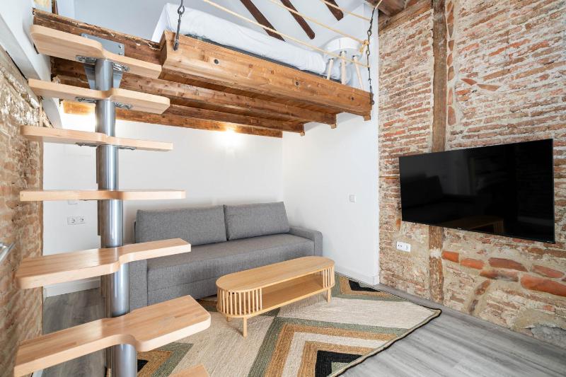 Apartamento reformado en el centro con dos habitaciones — отель с удобным расположением в Мадриде