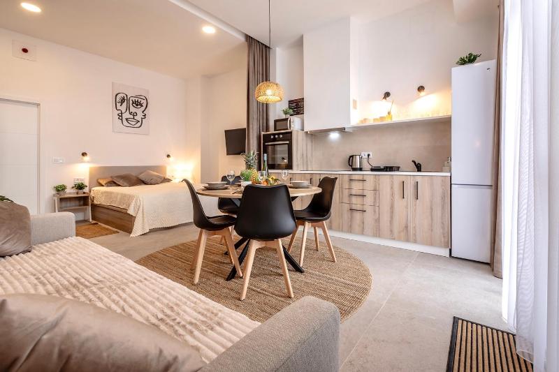 Increible Loft junto a la ciudad de las ciencias — отель с удобным расположением в Валенсии