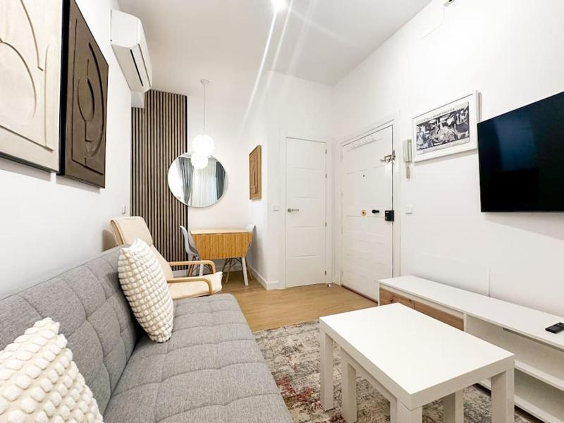 Cozy 2BD flat City Center + AC — отзывы гостей и цены