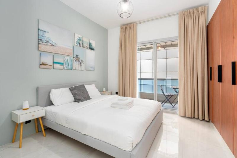 1 Bedroom- Heart of Marina - Marina Diamond 1 — отель с удобствами в Дубае