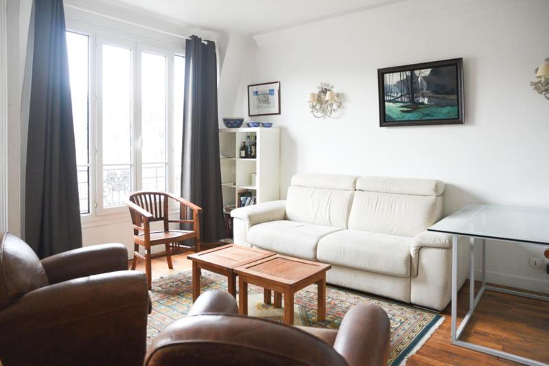 Bright and spacious love cocoon in Paris 16th — отель в Париже, Франция