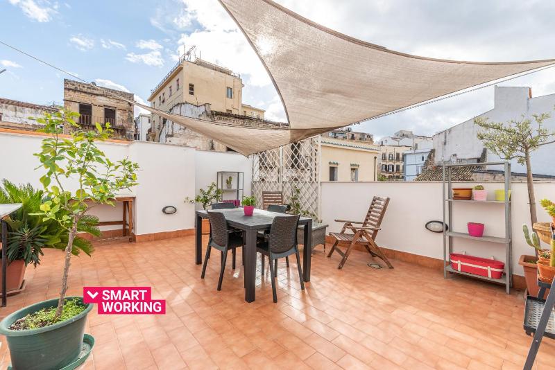 Casa dei Giovenchi con Terrazza by Wonderful Italy — отель в Палермо, Италия