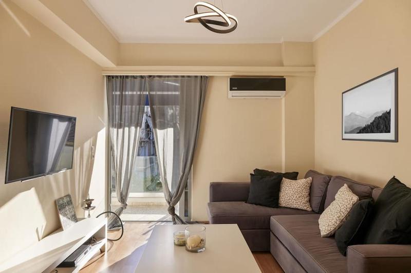 Lux central Athens apartment — отзывы гостей и цены