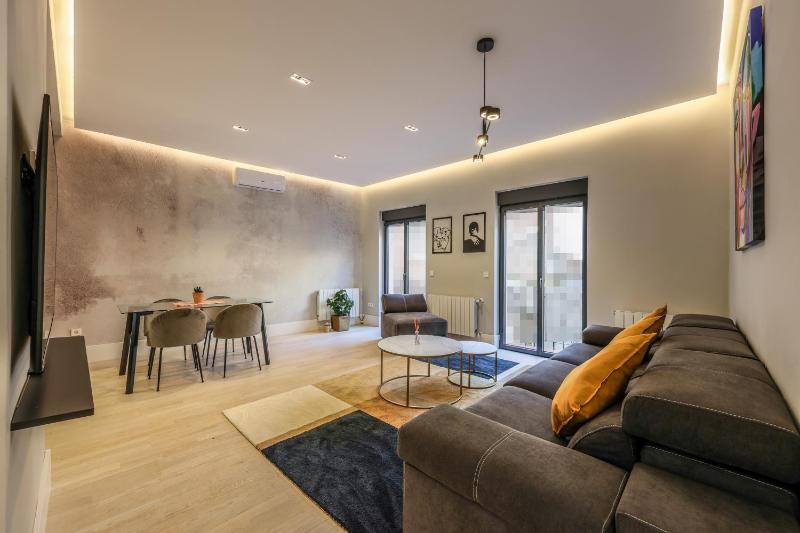 Цены на En el corazon de Madrid, casa Moderna в Мадриде
