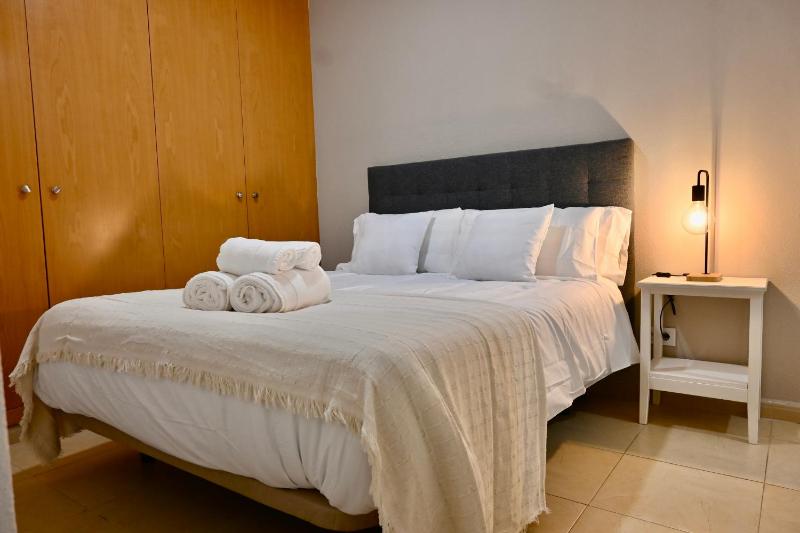 For You Rentals Acogedor Apartamento TEMPORAL de 1 Dormitorio y Salon, a Pasos de Gran Via INF3D — отзывы гостей и цены