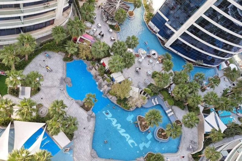 Luxury Apt Paramount Tower 2BR Apt D582 — отель с удобным расположением в Дубае