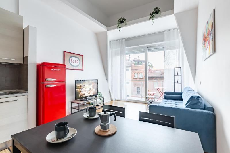Florence Statuto Bright and Modern Apartment — забронировать отель в Флоренции
