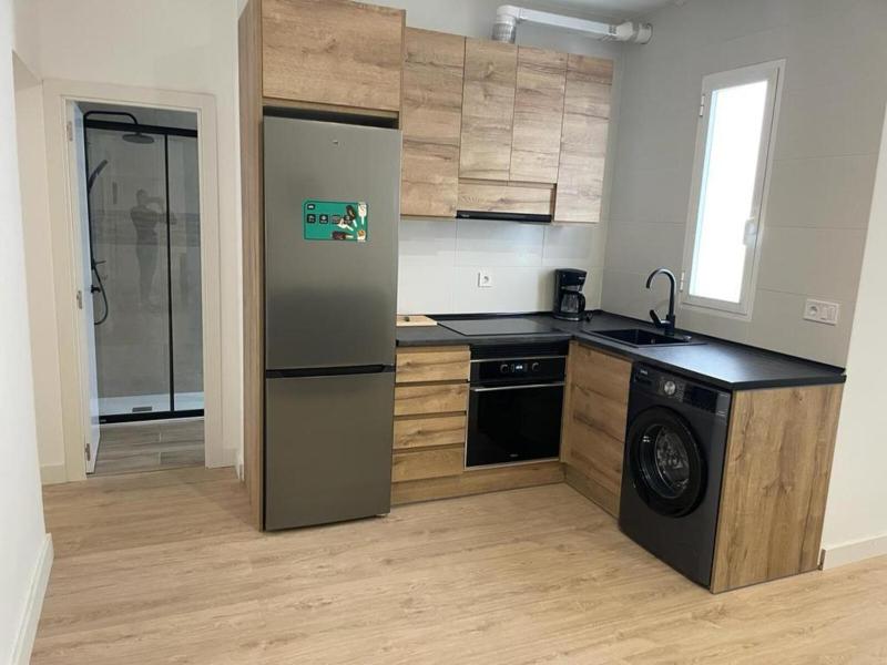 U3 Apartamento nuevo, bien comunicado Madrid centro — отель с удобствами в Мадриде