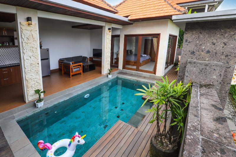 Tropical Mirage - Cool 2BDR Villa with Private Pool — отель с удобствами в Убуде