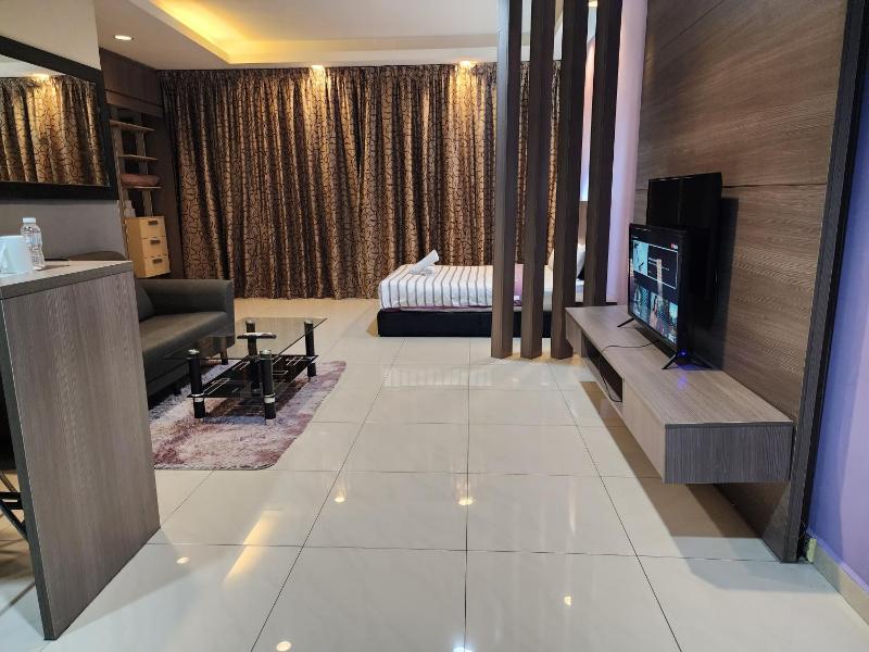 Regalia Luxury Suites Kuala Lumpur — отель с удобным расположением в Куала-Лумпуре