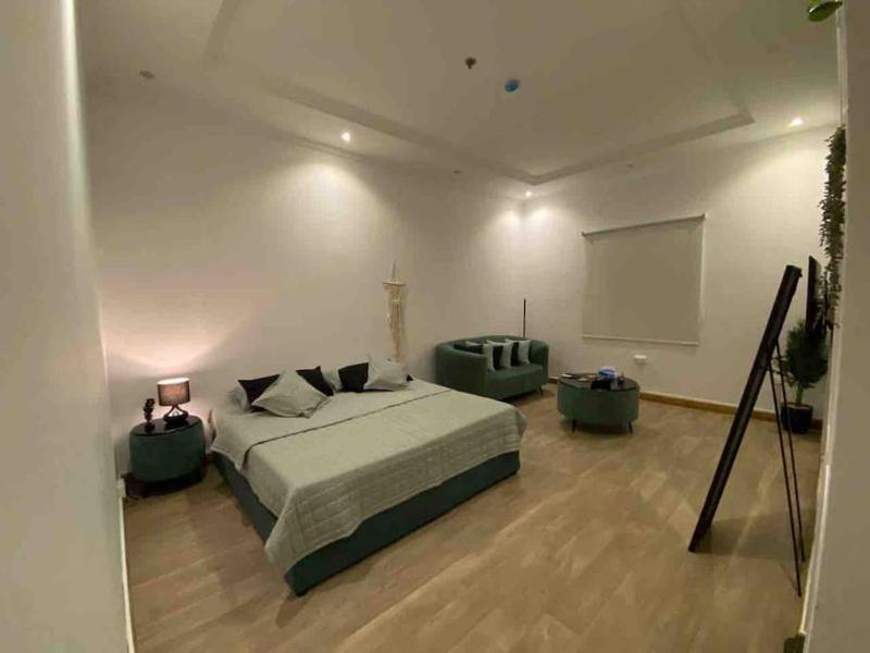 Cosy studio for two — забронировать отель в Джидде