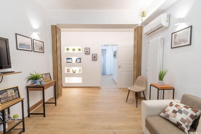 Цены на LE TRE CHIAVI Apartment в Палермо