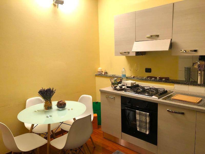 Apartment center of Milan — отель в Милане, Италия