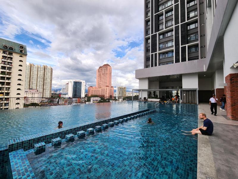 Цены на Chambers Suites Kuala Lumpur KLCC by Neptune в Куала-Лумпуре